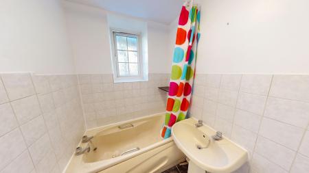1 bedroom Studio flat to let in St Martins Court, Brighton, BN2