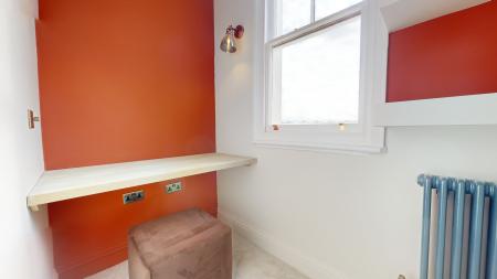3 bedroom Flat to let in St Aubyns, Hove, BN3