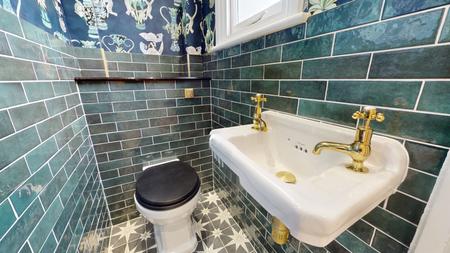 3 bedroom Flat to let in St Aubyns, Hove, BN3