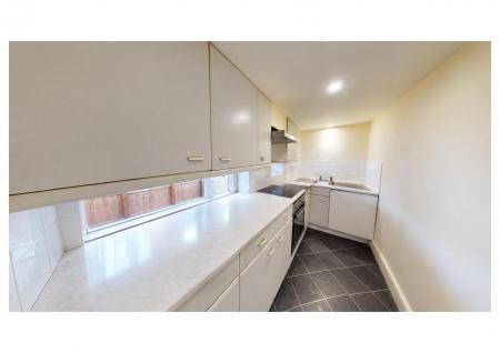 2 bedroom Flat to let in Cambridge Road
