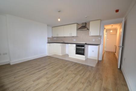 2 bedroom Flat to let in Upper Rock Gardens, Kemptown, Brighton, BN2