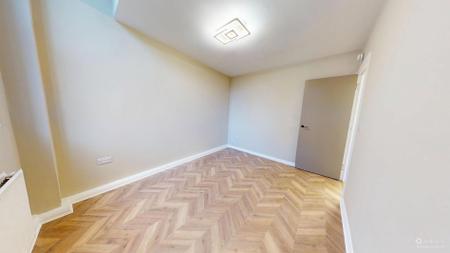 2 bedroom Flat to let in Shanklin Road, Hanover, Brighton, BN2