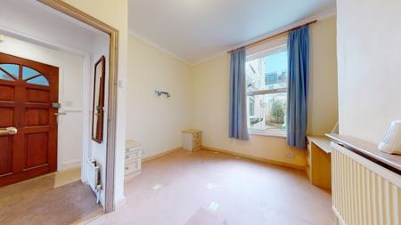 1 bedroom Flat to let in Westbourne Gardens, Hove, BN3