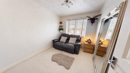 3 bedroom Flat for sale in Burwash Road, Hove, BN3