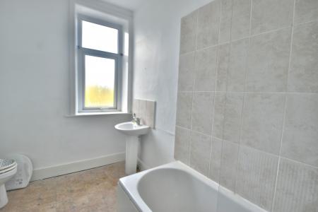 2 bedroom Terraced House for sale in Ray Street, Brierfield, BB9