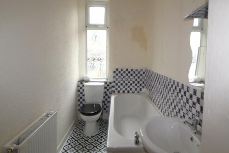 2 bedroom Terraced House for sale in Reed Street, Burnley, BB11