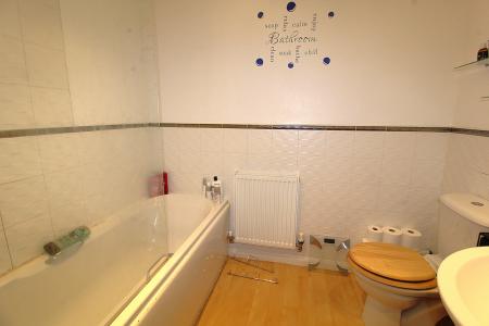 2 bedroom Apartment for sale in Upper Brook Court, Burnley, BB12