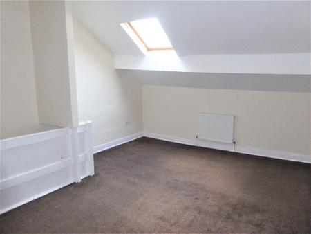 2 bedroom Terraced House to let in Oak Street, Colne, BB8