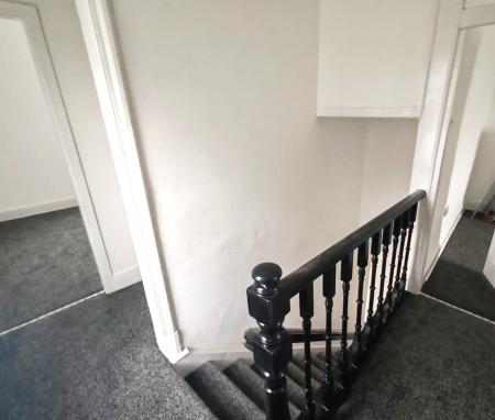 3 bedroom Terraced House to let in Padiham Road, Burnley, BB12