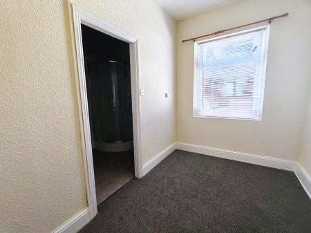 1 bedroom Flat to let in Rosegrove Lane, Burnley, BB12