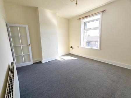 1 bedroom Flat to let in Rosegrove Lane, Burnley, BB12