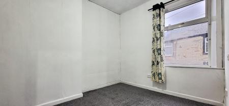 3 bedroom Terraced House to let in Woodbine Road, Burnley, BB12