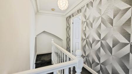 2 bedroom Flat to let in Accrington Road, Burnley, BB11