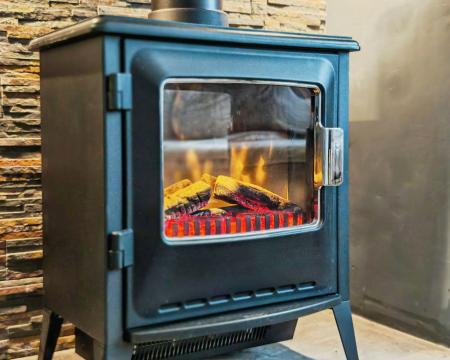 2 bedroom Flat to let in Accrington Road, Burnley, BB11