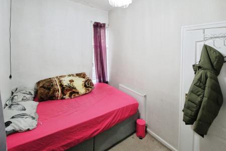 2 bedroom Terraced House for sale in Briercliffe Road, Burnley, BB10