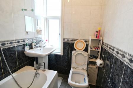 2 bedroom Terraced House for sale in Briercliffe Road, Burnley, BB10