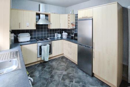 2 bedroom Terraced House for sale in Briercliffe Road, Burnley, BB10