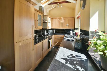 3 bedroom Terraced House for sale in Fife Street, Barrowford, BB9