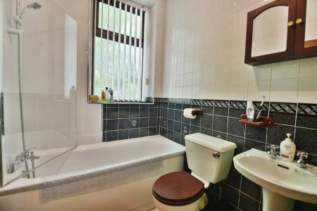 3 bedroom Terraced House for sale in Fife Street, Barrowford, BB9