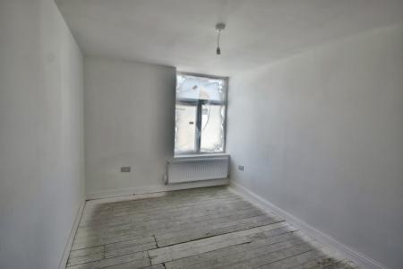 7 bedroom Terraced House for sale in Taylor Street, Brierfield, BB9