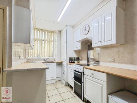 2 bedroom Terraced House to let in Pine Street, Nelson, BB9