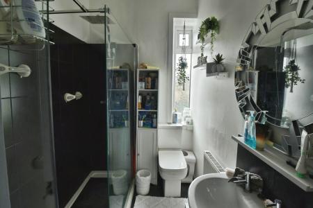 2 bedroom Terraced House for sale in Gannow Lane, Burnley, BB12