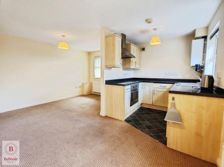 2 bedroom Flat to let in Lincoln Court, Station Road, Padiham, BB12