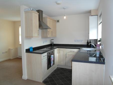 2 bedroom Flat to let in Lincoln Court, Station Road, Padiham, BB12