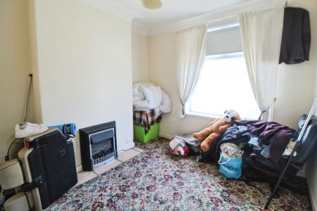 2 bedroom Terraced House for sale in Burnley Road, Colne, BB8