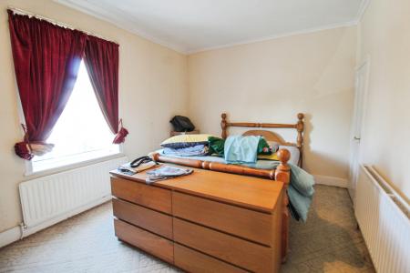 2 bedroom Terraced House for sale in Burnley Road, Colne, BB8