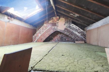 2 bedroom Terraced House for sale in Burnley Road, Colne, BB8