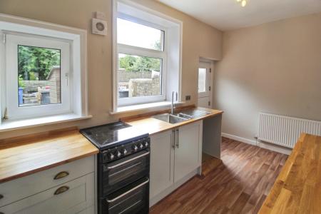 2 bedroom Terraced House for sale in Lane Ends, Nelson, BB9