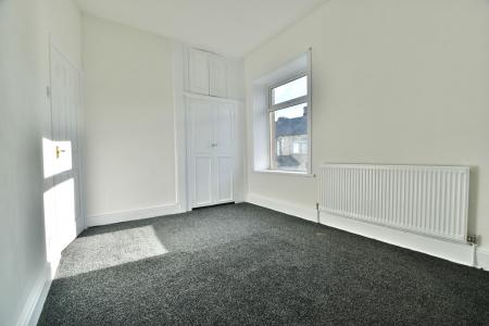 3 bedroom Terraced House to let in Burnley Road, Padiham, BB12