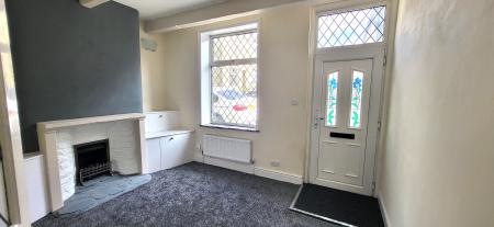2 bedroom Terraced House to let in North Street, Burnley, BB10