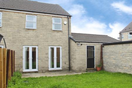2 bedroom Semi-detached house for sale in Cotton Street, Burnley, BB12
