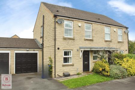 2 bedroom Semi-detached house for sale in Cotton Street, Burnley, BB12