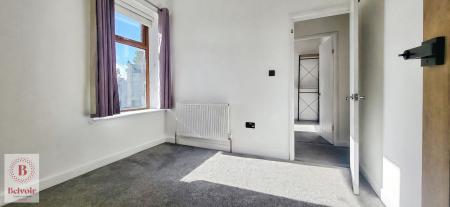 4 bedroom Semi-detached house to let in Thornhill Street, Burnley, BB12