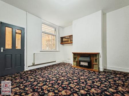 2 bedroom Terraced House to let in Bradshaw Street, Nelson, BB9
