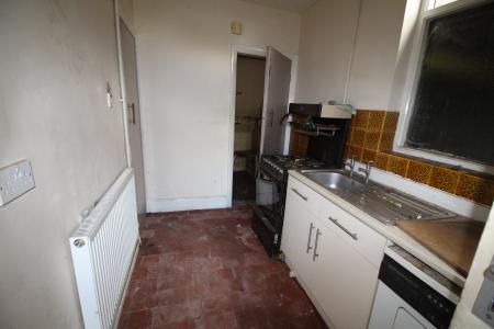 2 bedroom Semi-detached house for sale in Ashforth Avenue, Heanor, DE75