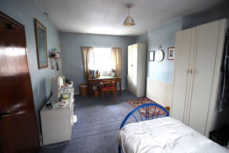 3 bedroom Terraced House for sale in Breach Road, Heanor, DE75