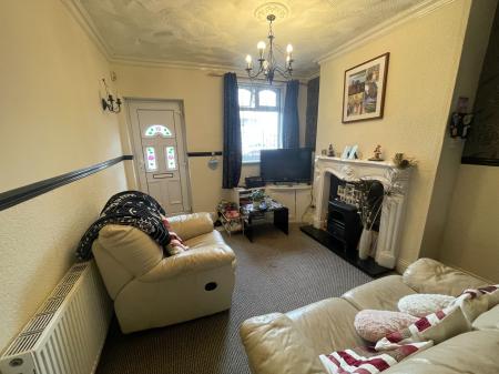 2 bedroom Terraced House to let in Upper Dunstead Road, Langley Mill, NG16