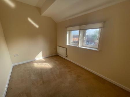 2 bedroom Flat to let in Caesar Street, Chester Green, Derby, DE1