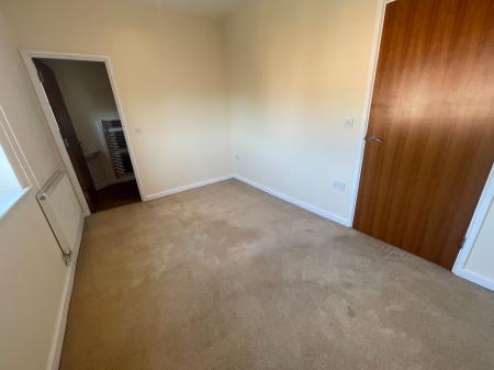 2 bedroom Flat to let in Caesar Street, Chester Green, Derby, DE1