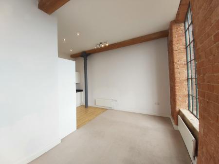 2 bedroom Flat to let in Town End Road, Draycott, DE72