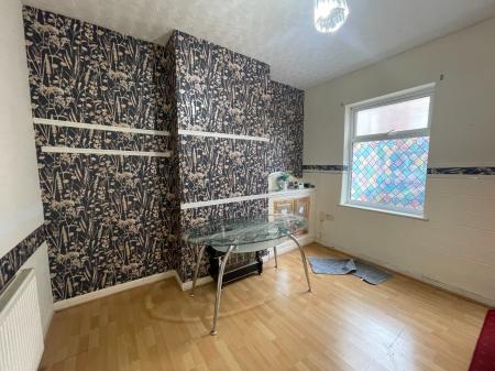 2 bedroom Terraced House to let in Uxbridge Street, Burton Upon Trent, DE14