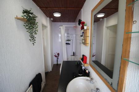 2 bedroom End of terrace house for sale in Hollins Road, Oldham, OL8