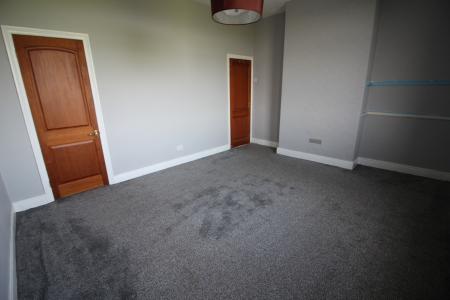2 bedroom Terraced House for sale in Turton Road, Bury, BL8