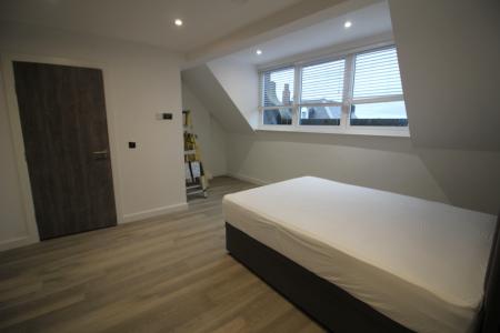 2 bedroom Duplex to let in Silver Street, Bury, BL9