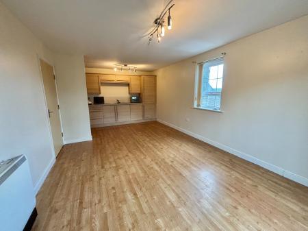 2 bedroom Flat to let in Clough Gardens, Haslingden, BB4