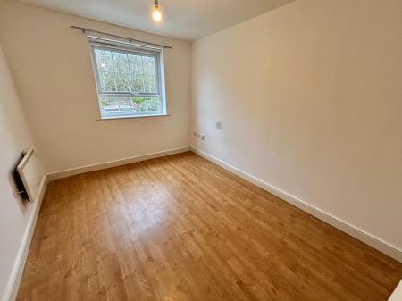 2 bedroom Flat to let in Clough Gardens, Haslingden, BB4